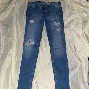 Hollister medium wash ripped skinny